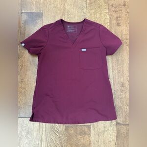 FIGS Women’s Burgundy Scrub Top